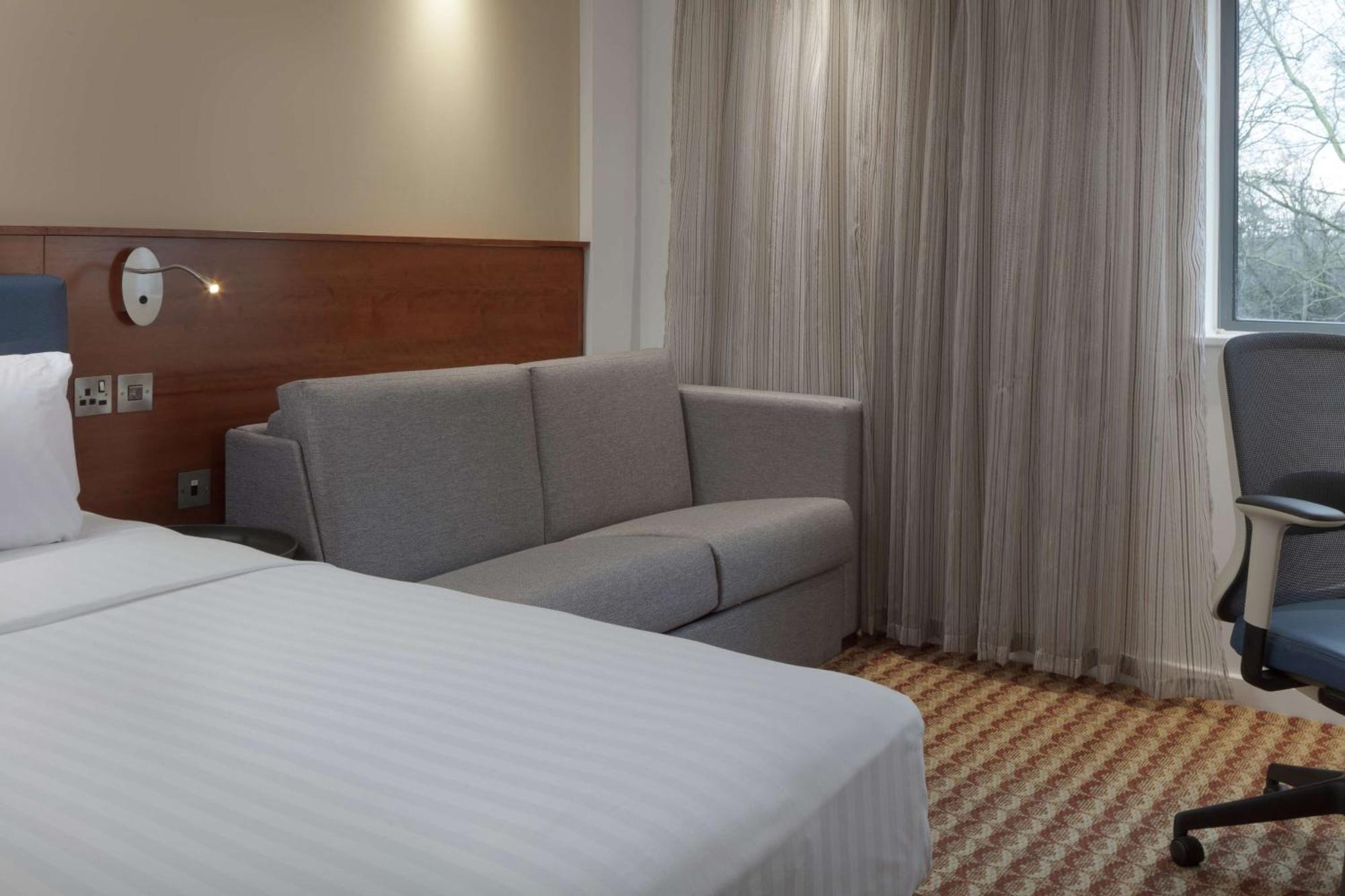Hampton By Hilton Corby Hotel Eksteriør billede